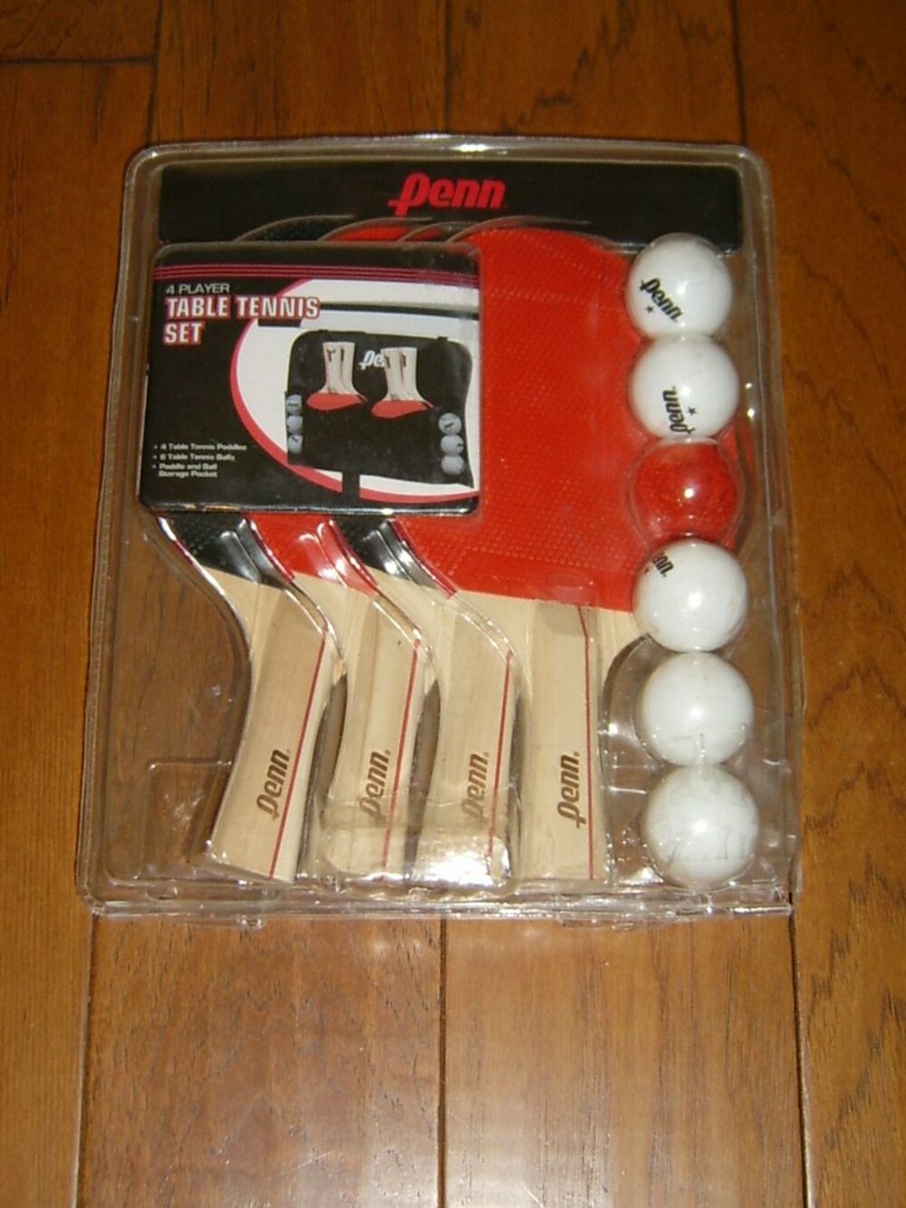 Penn Table Tennis 4 Set Ping Pong 4 Paddles, 5 Balls, Storage Pocket NEW